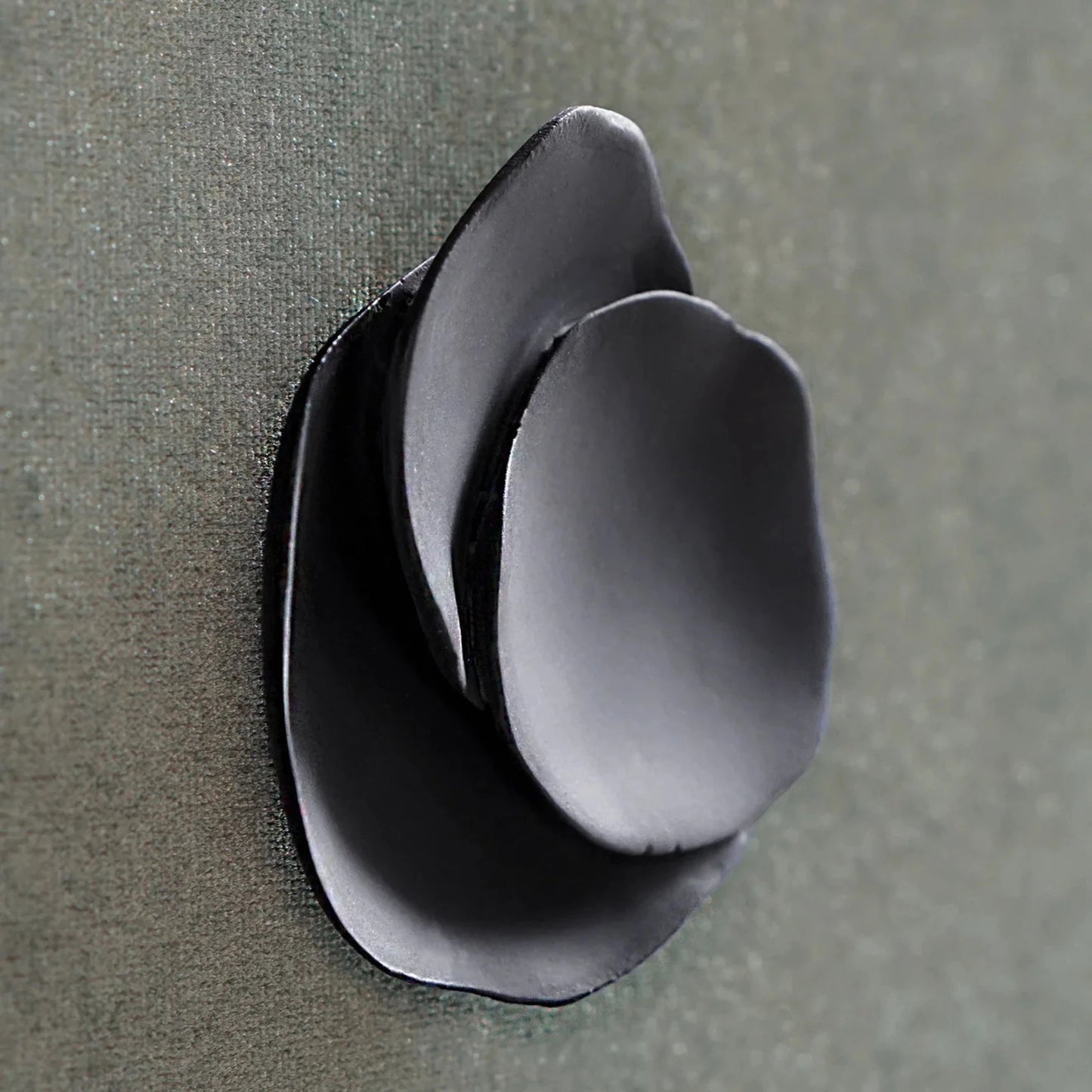 WALL PLAY™: LICHEN, BLACK